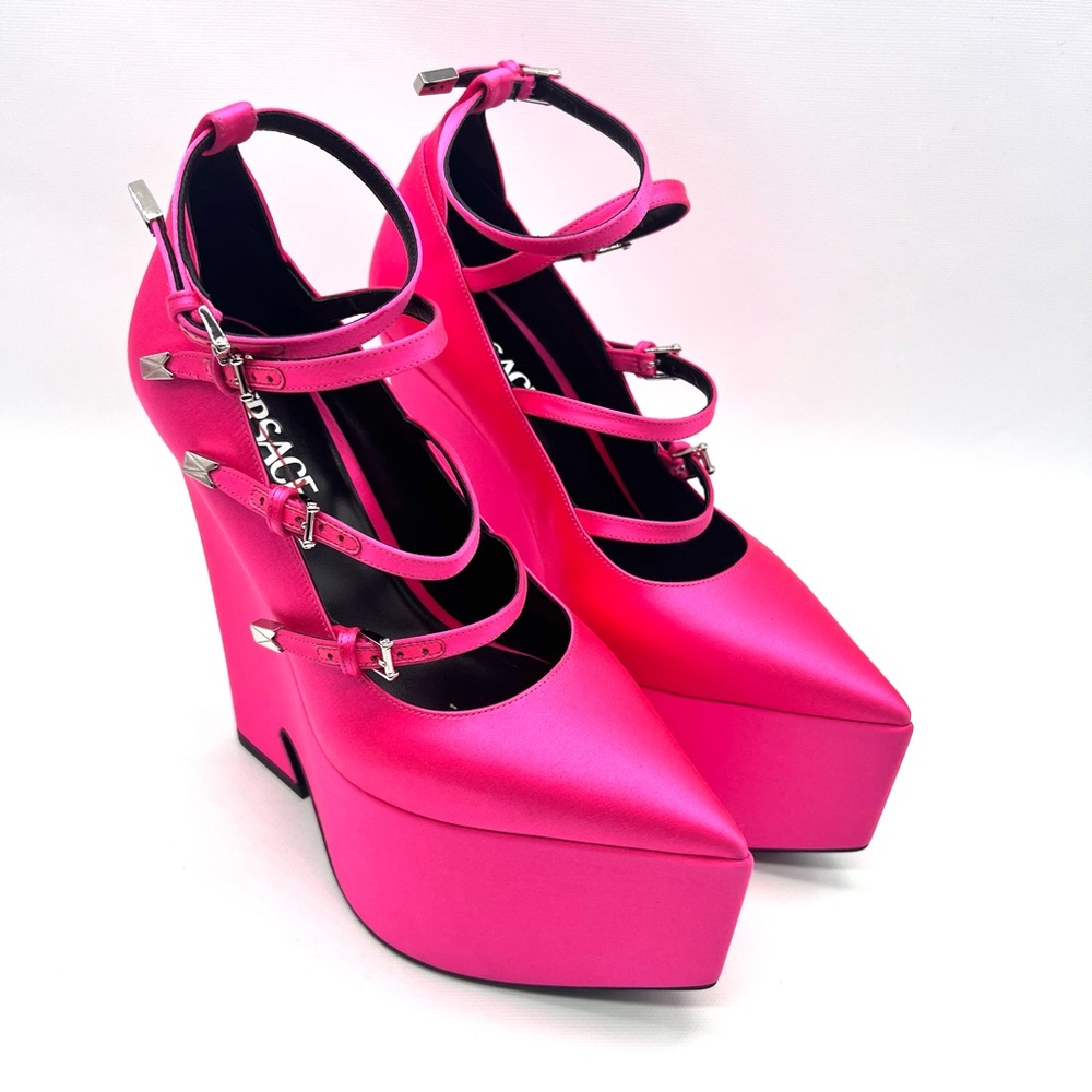 VERSACE
Tempest Pump